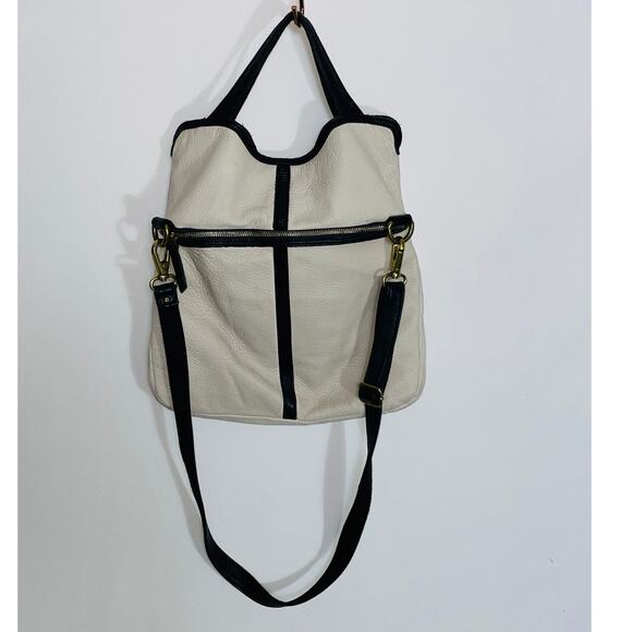 Fossil Erin Colorblock Foldover Tote - Crossbody Strap - Several Pockets - Picture 2 of 11